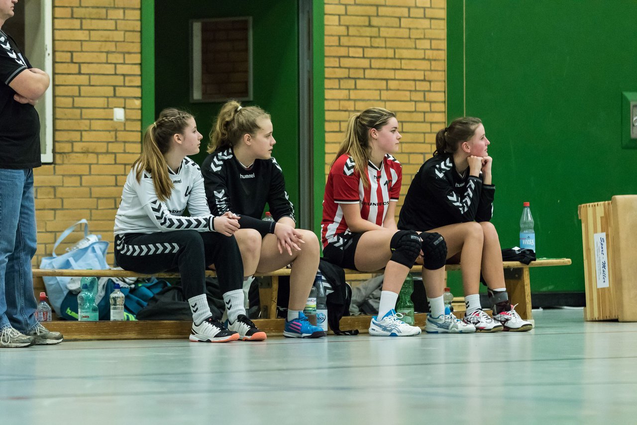 Bild 197 - A-Juniorinnen MTV Herzhorn - Bramstedter TS : Ergebnis: 32:32